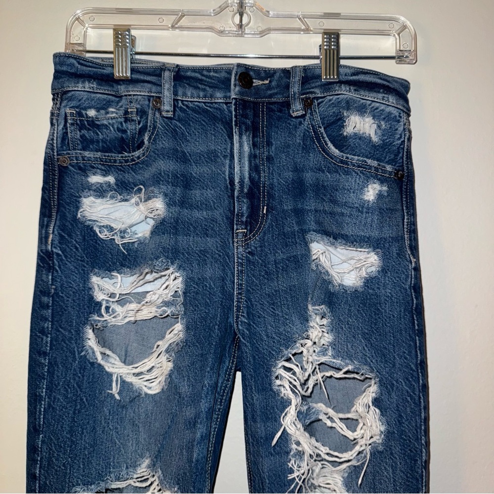 American Eagle Distressed Dark Wash Straight Jean